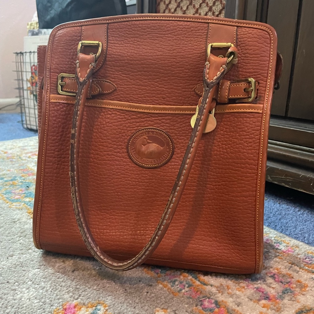 VINTAGE Dooney & Bourke Shoulder Bag Purse Tote Leather Brown Tan